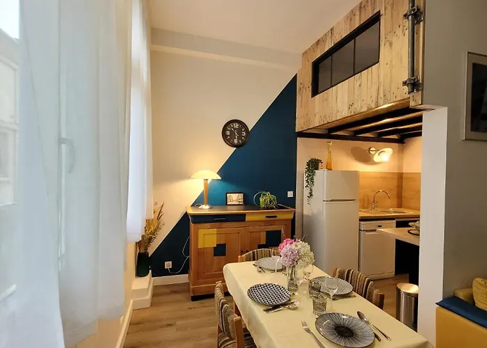 Des Halles Apartment *